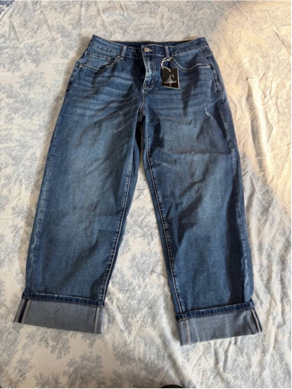 Flamingals Mid Waist Straight Leg Capri Jeans L